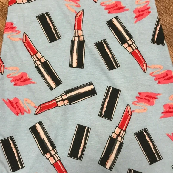 LuLaRoe Julia Lipstick Print Raglan Dress Rare Unicorn - Picture 3 of 6